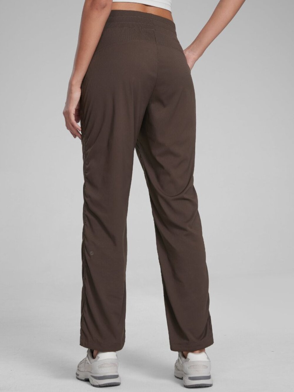 Lightweight Straight Leg Workout Pocket Pant 28"